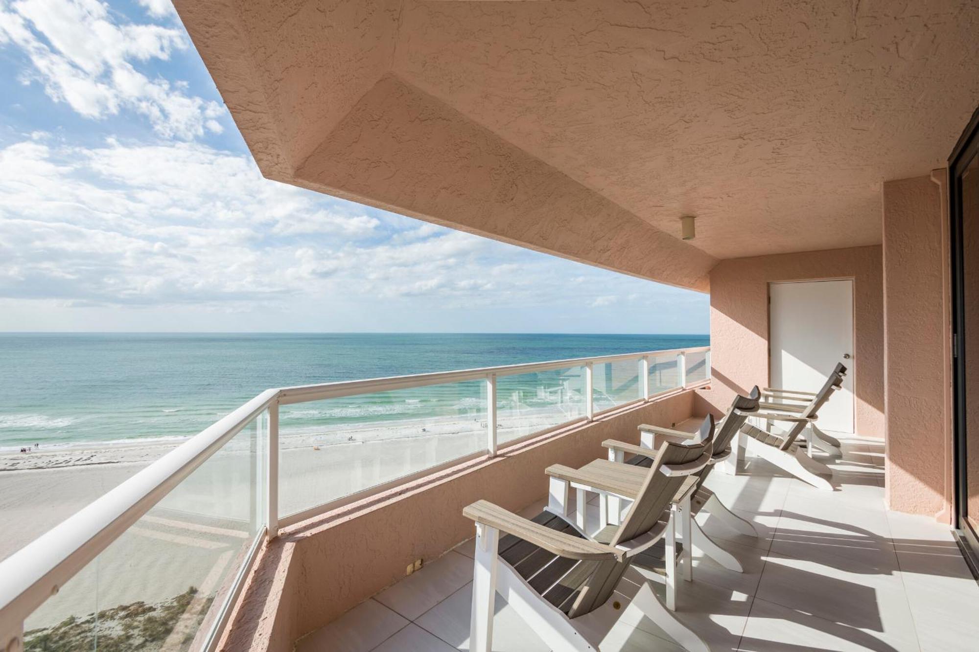 Steps To Beach & Pool - Resort Amenities Galore! 클리어워터 비치 외부 사진