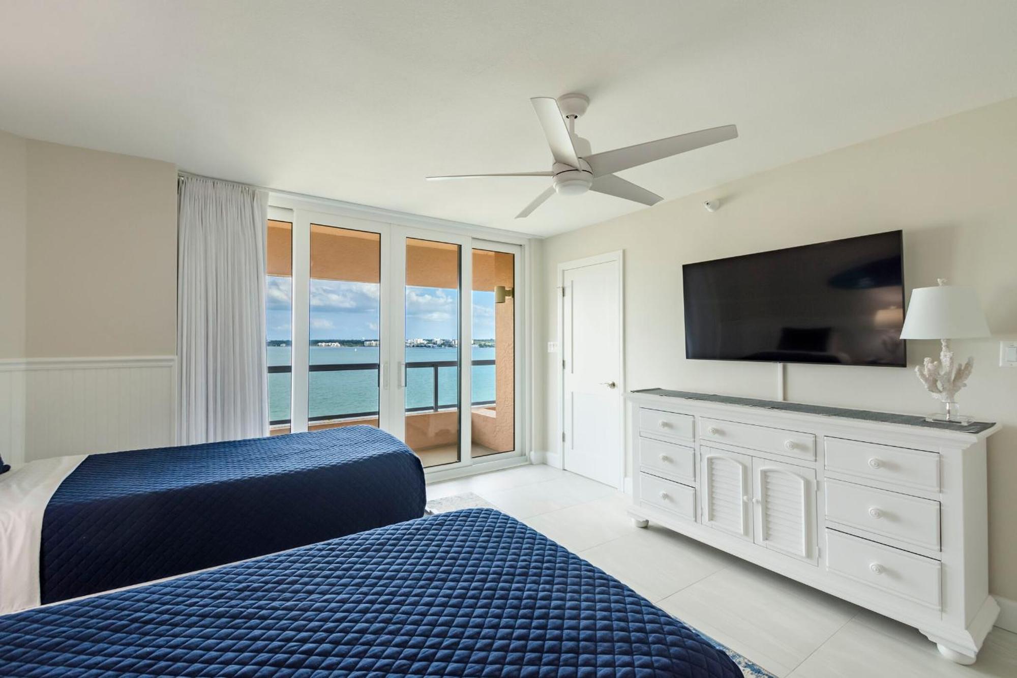 Steps To Beach & Pool - Resort Amenities Galore! 클리어워터 비치 외부 사진
