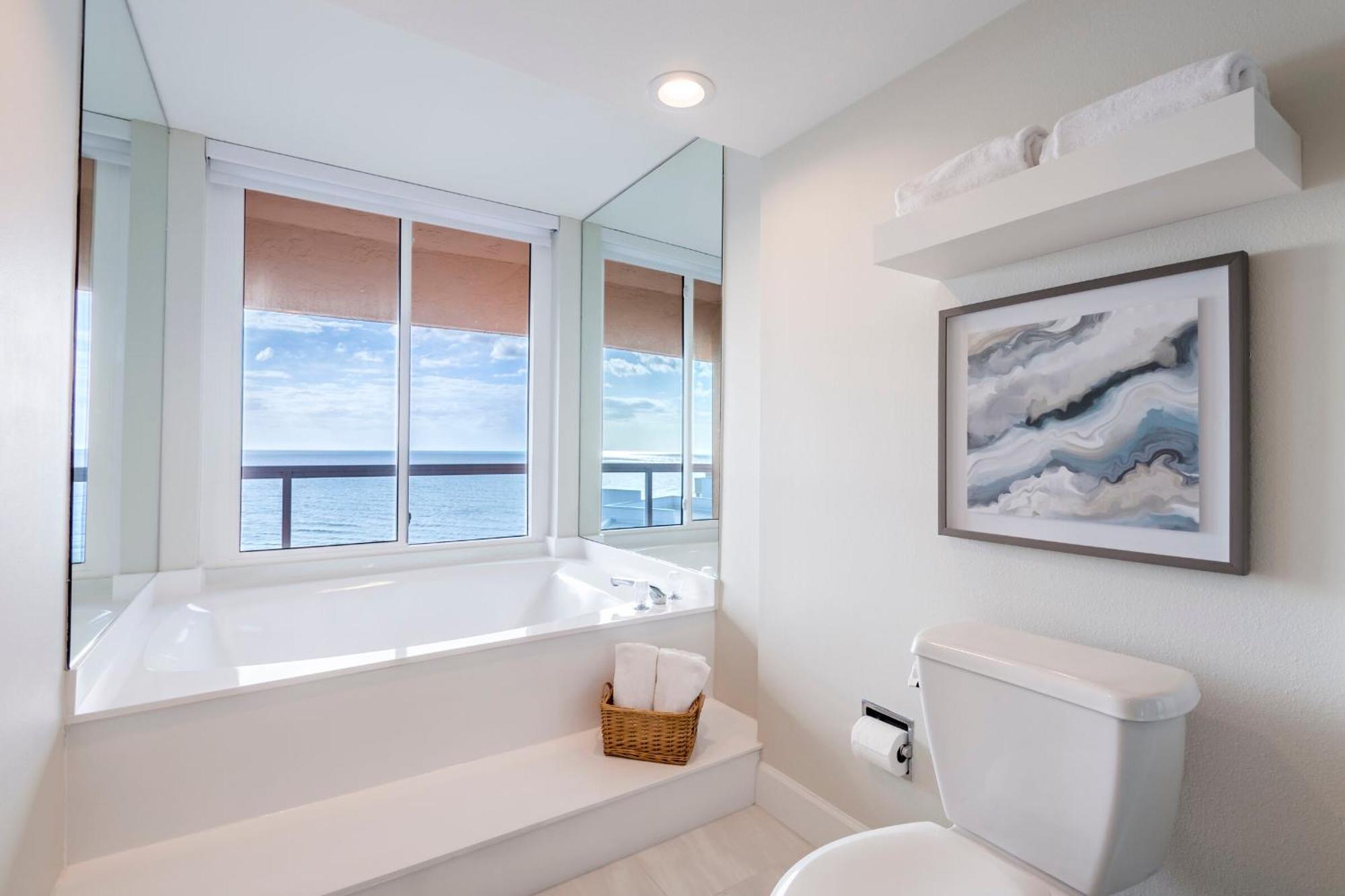 Steps To Beach & Pool - Resort Amenities Galore! 클리어워터 비치 외부 사진